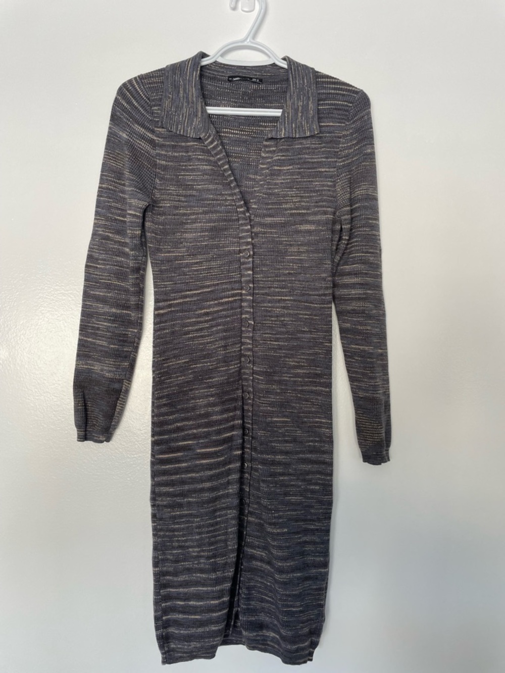 Black Tape_ Long Sleeve Knit Collared Dress in Grey and Blue